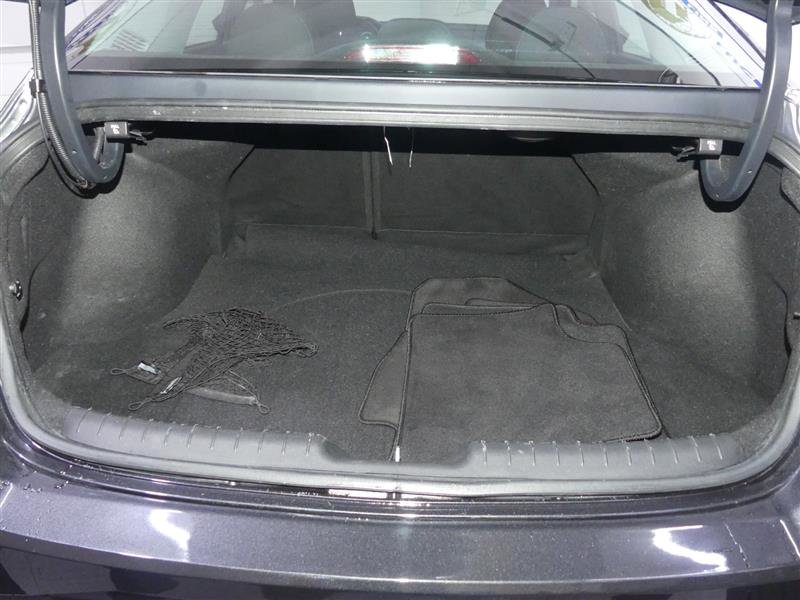Used 2021 Hyundai Elantra SEL w/ Convenience + Premium Package FWD image 9