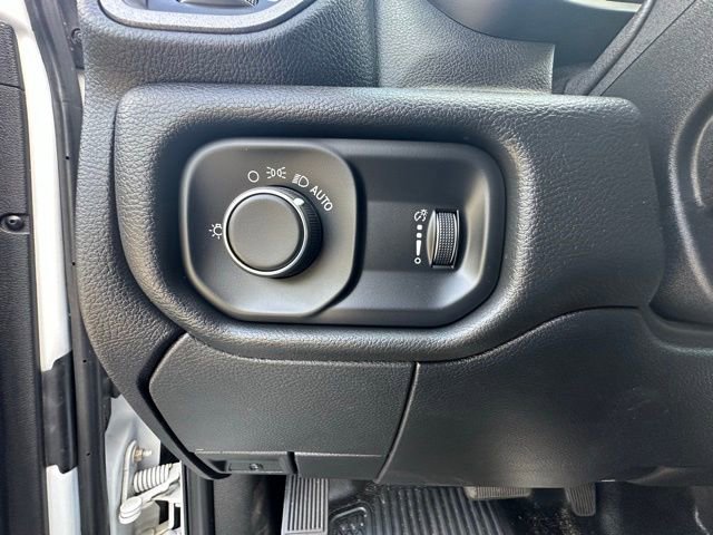 Used 2020 RAM 5500 Tradesman image 9