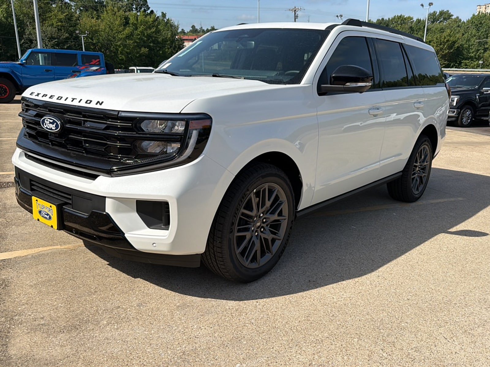 New 2027 Ford Expedition Platinum w/ Stealth Appearance Package AWD/4WD image 29
