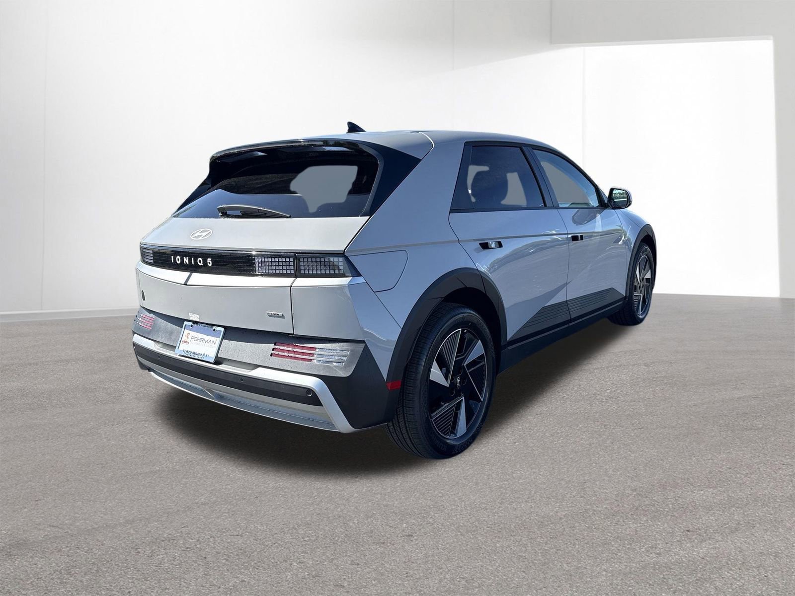 New 2026 Hyundai Ioniq 5 SE AWD/4WD image 8