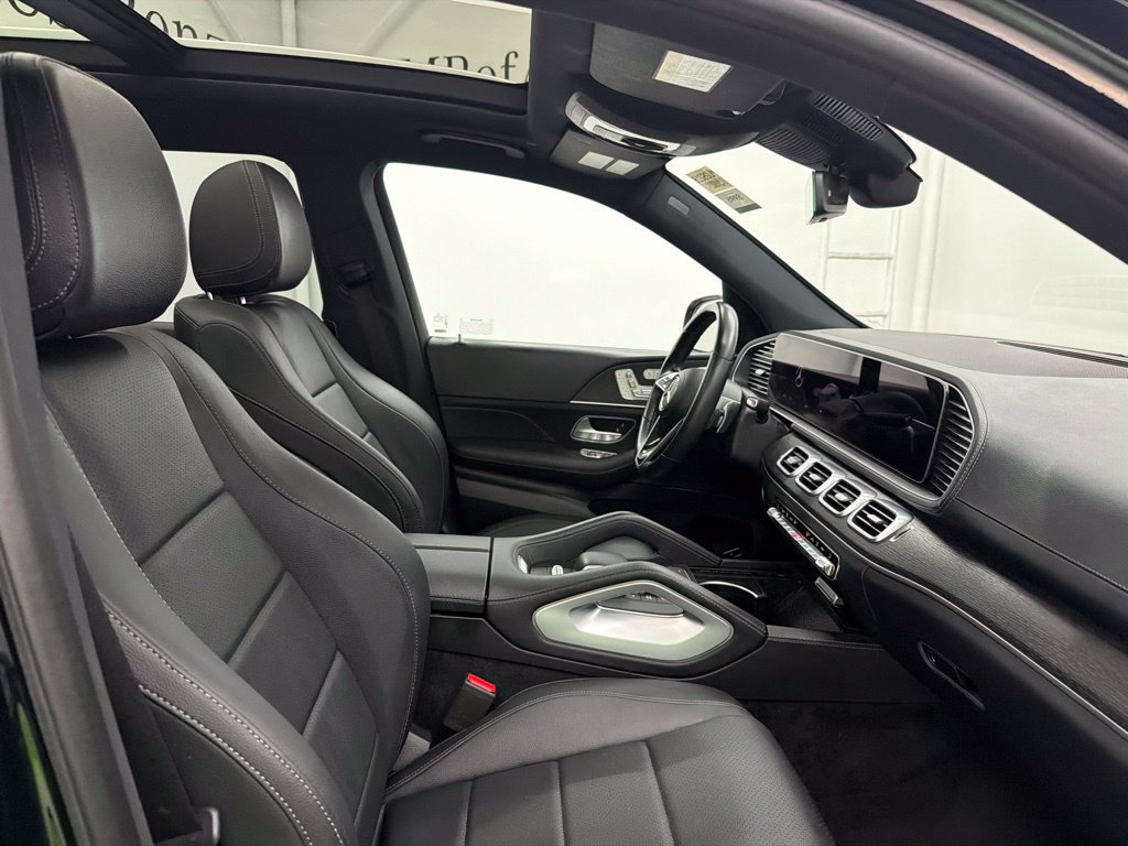 Certified 2024 Mercedes-Benz GLS 450 4MATIC image 31
