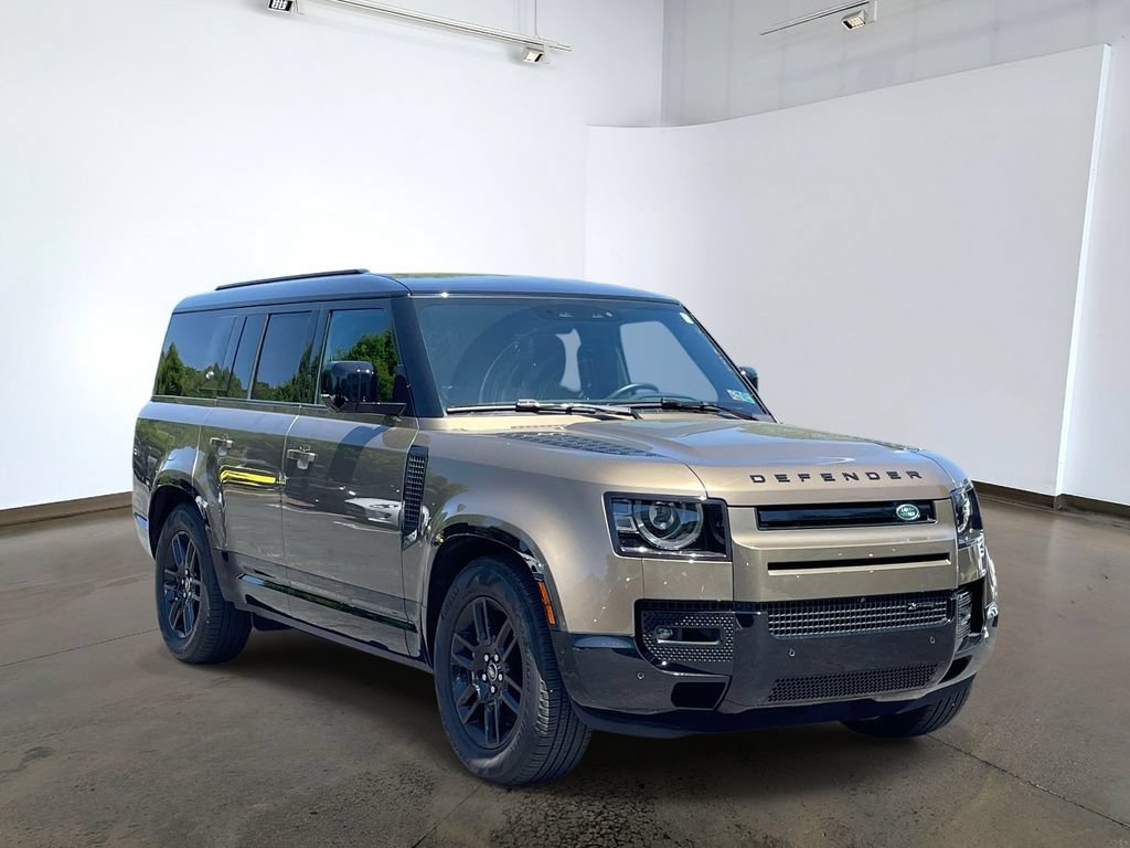 Certified 2023 Land Rover Defender 130 X-Dynamic SE AWD/4WD image 3
