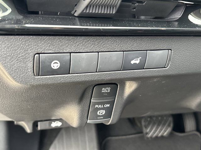 Used 2025 Nissan Murano SV FWD image 20