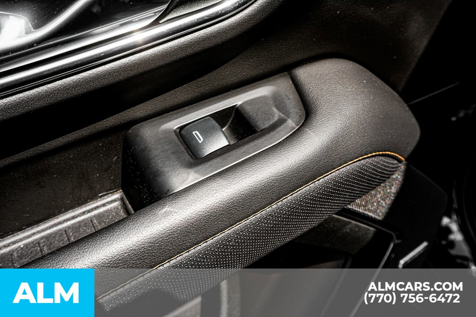 Used 2024 GMC Yukon XL AT4 w/ Technology Package image 59