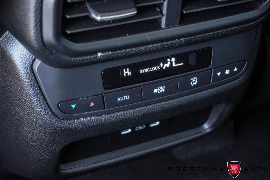 Used 2025 Honda Pilot Touring image 45