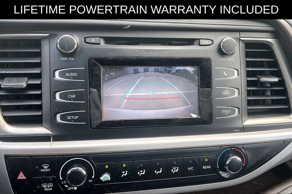 Used 2019 Toyota Highlander LE FWD image 23