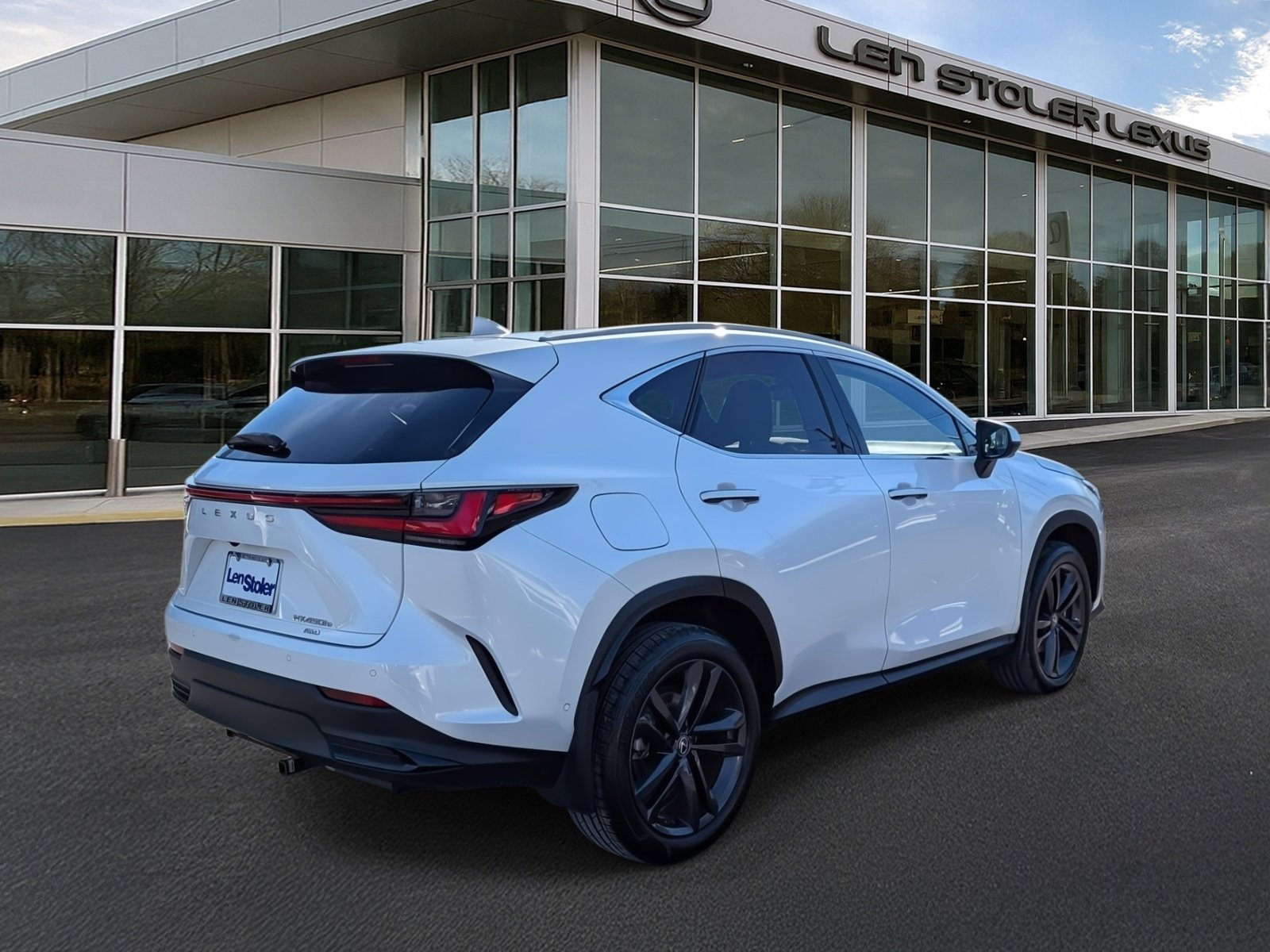 Used 2024 Lexus NX 450h+ AWD w/ Luxury Package image 3