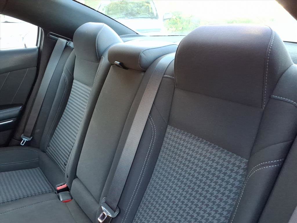 Used 2019 Dodge Charger SXT w/ Cold Weather Package image 17