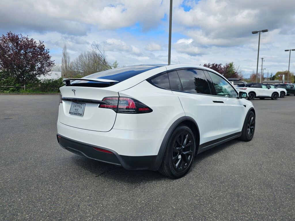 Used 2022 Tesla Model X image 7