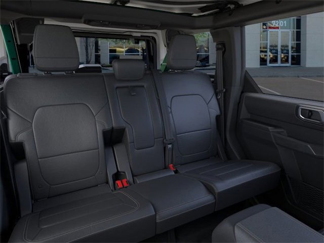 New 2025 Ford Bronco Badlands image 11