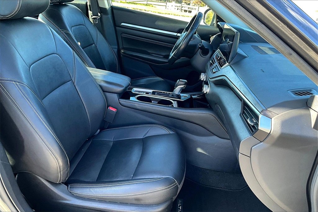 Used 2023 Nissan Altima 2.5 SL image 6