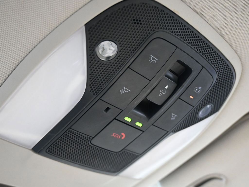 Used 2021 INFINITI QX50 Essential w/ Convenience Package image 26