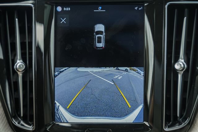 Certified 2023 Volvo XC60 B5 Ultimate w/ Climate Package AWD/4WD image 41