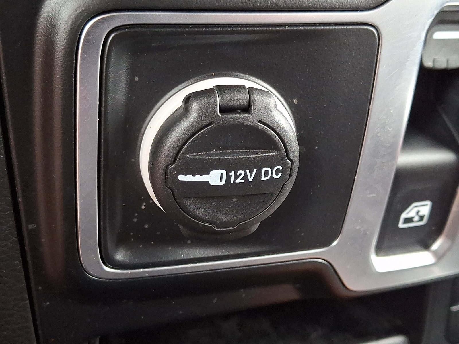Used 2023 Jeep Wrangler Sport AWD/4WD image 24