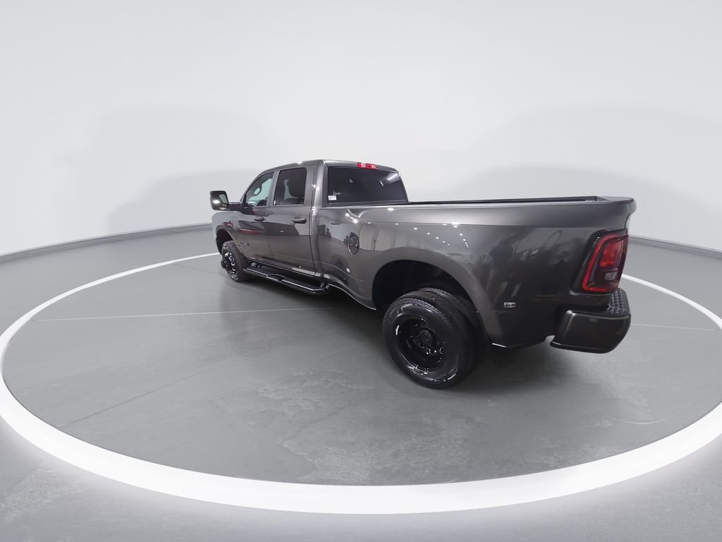 Used 2026 RAM 3500 Big Horn AWD/4WD image 6