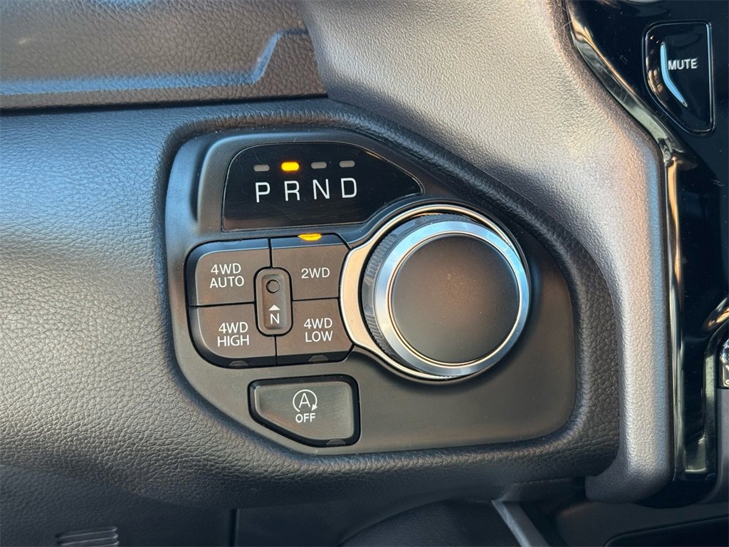 Used 2023 RAM 1500 Big Horn image 31