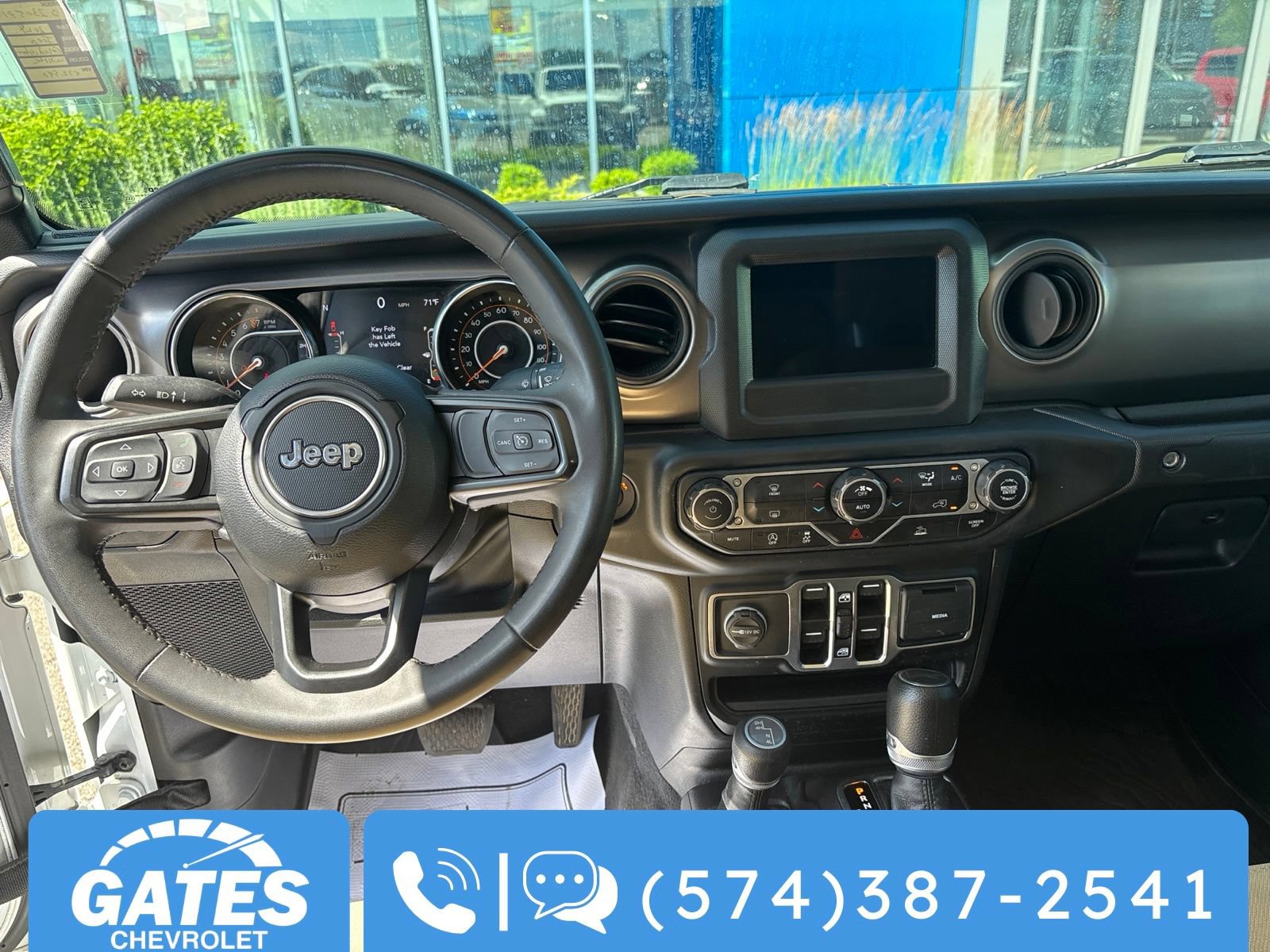 Used 2023 Jeep Gladiator Sport AWD/4WD image 10