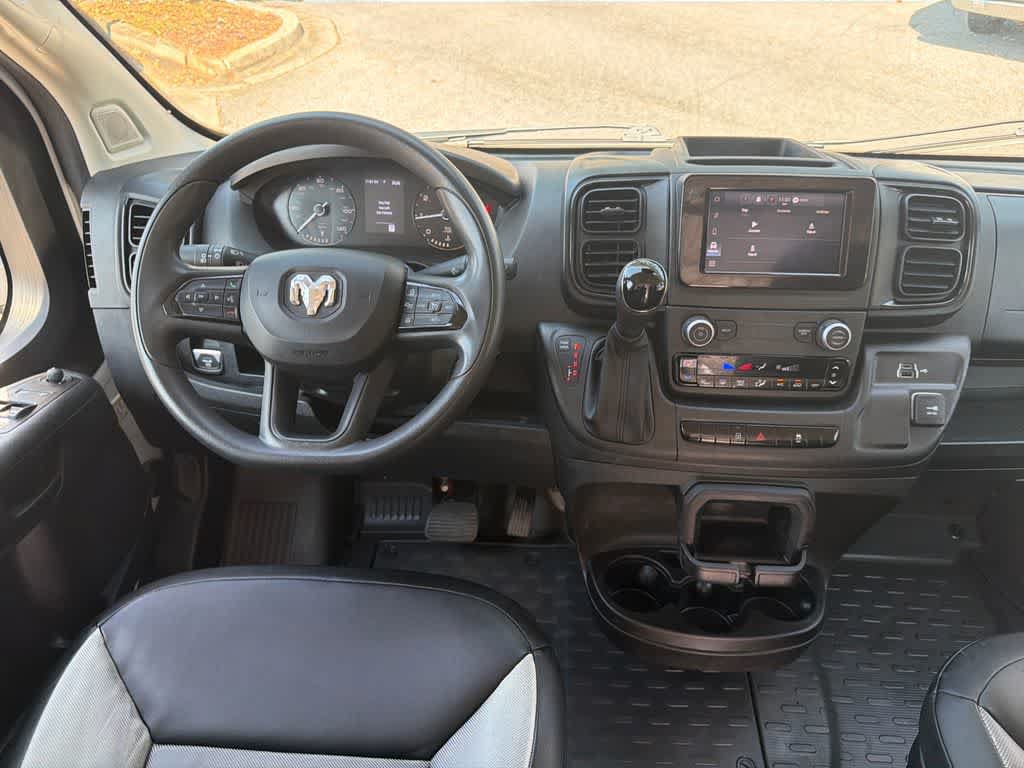 Used 2025 RAM ProMaster 2500 w/ Convenience Group FWD image 18