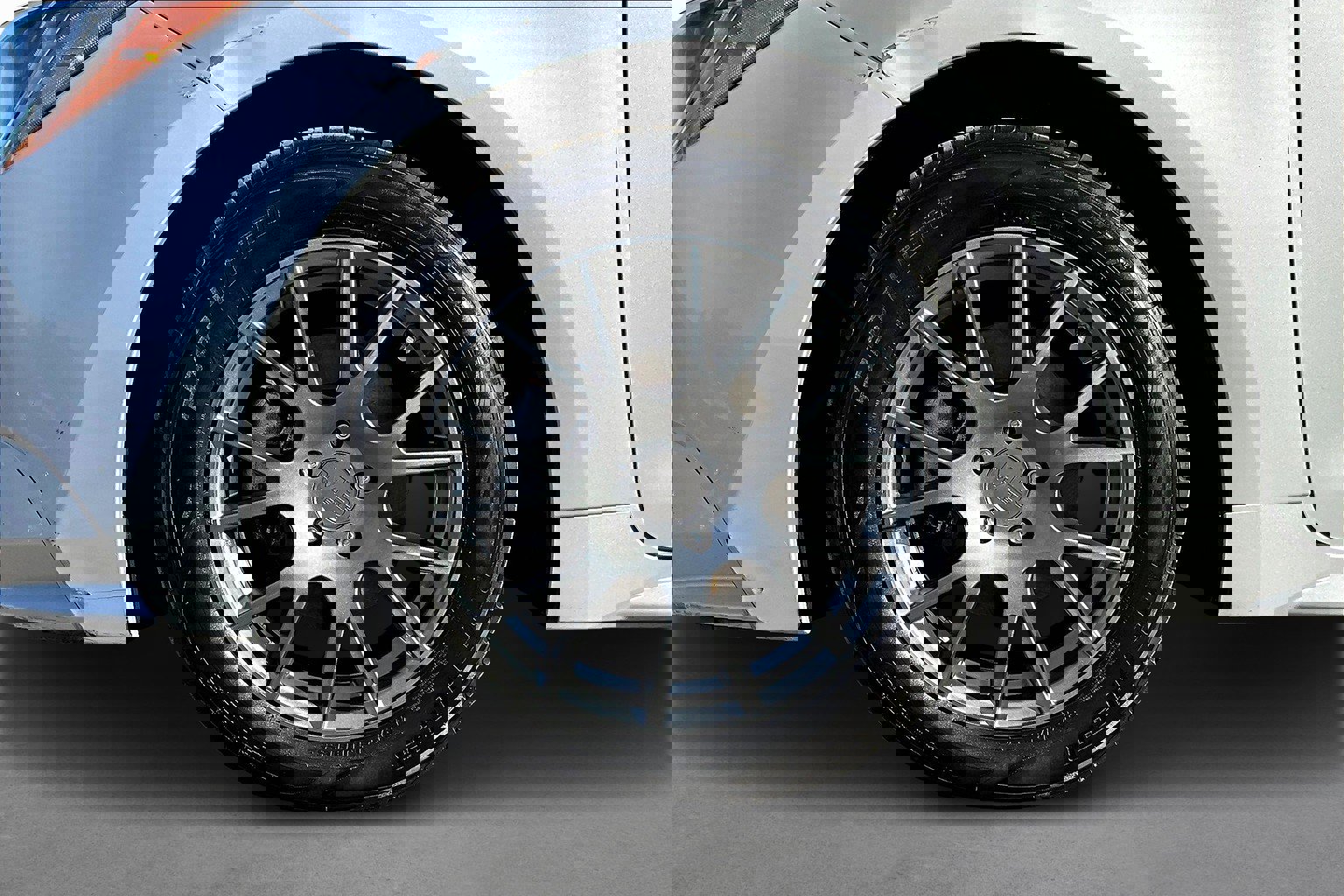 Used 2020 Toyota Corolla LE image 8