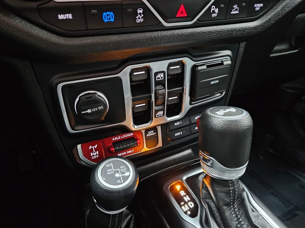 Used 2024 Jeep Wrangler Willys 4xe image 23