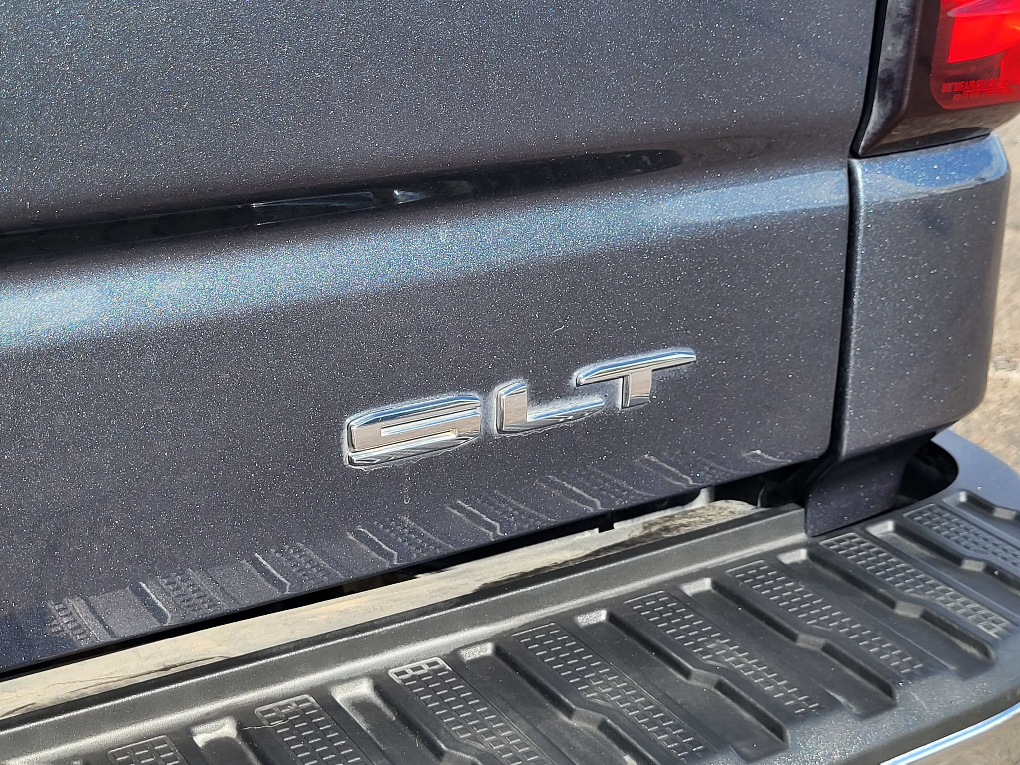 Used 2019 GMC Sierra 1500 SLT w/ SLT Premium Plus Package AWD/4WD image 9