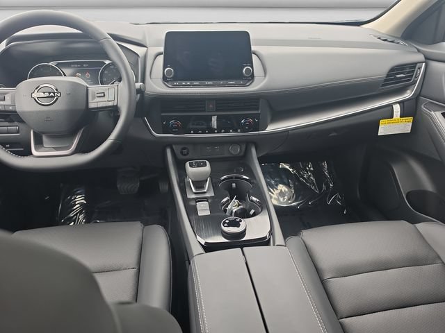 New 2026 Nissan Rogue Dark Armor AWD/4WD image 15