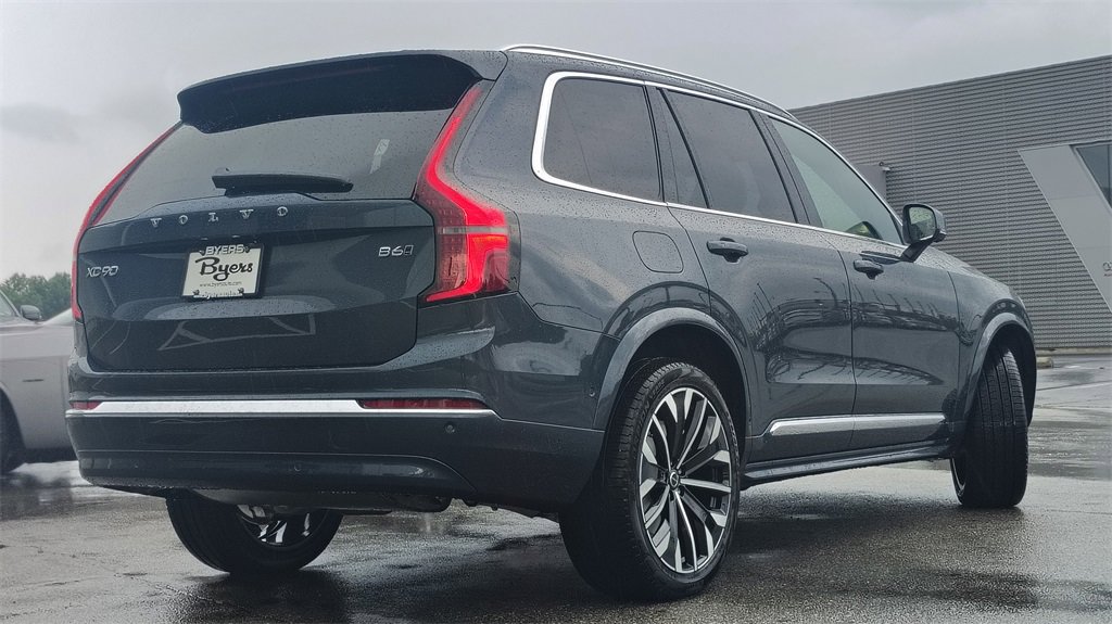 New 2026 Volvo XC90 B6 Plus image 3