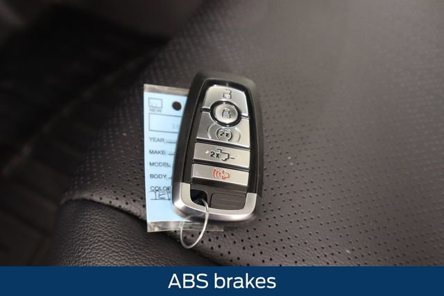 New 2026 Ford F350 Lariat w/ Black Appearance Package image 38