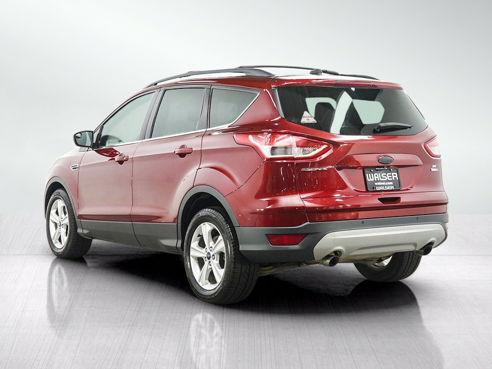 Used 2015 Ford Escape SE w/ Equipment Group 201A AWD/4WD image 3