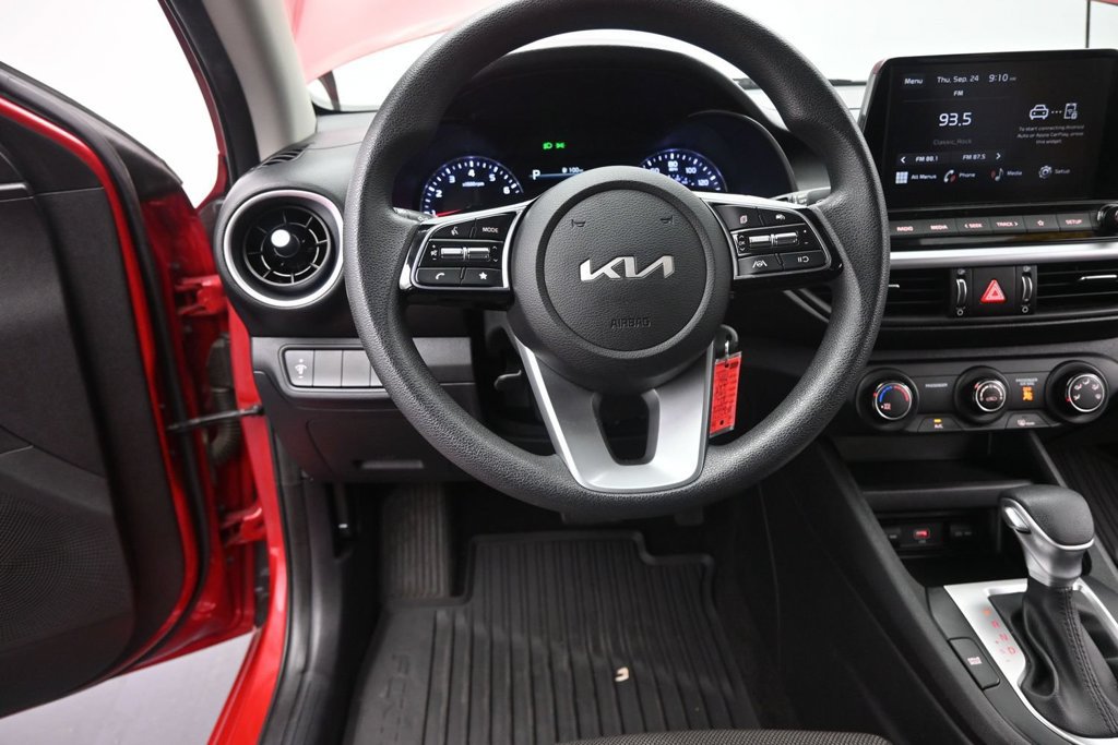Certified 2023 Kia Forte LXS FWD image 30