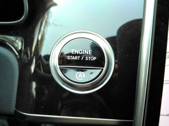 Used 2024 Mercedes-Benz S 580 4MATIC Sedan image 49