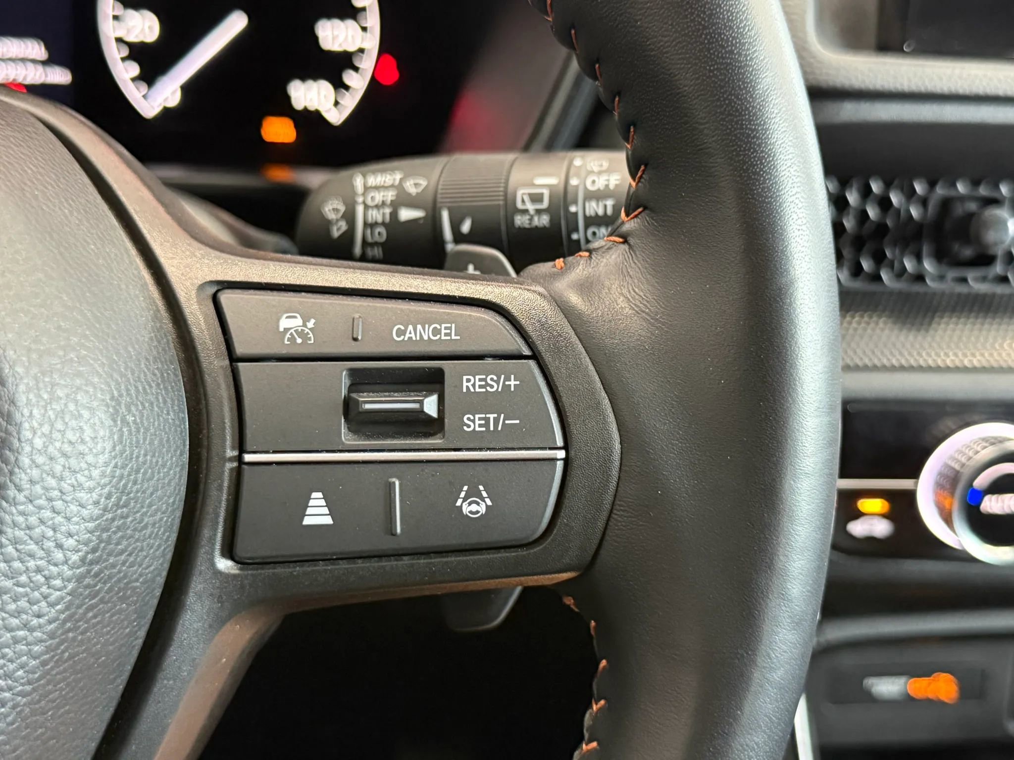 Used 2025 Honda CR-V Sport-L image 13