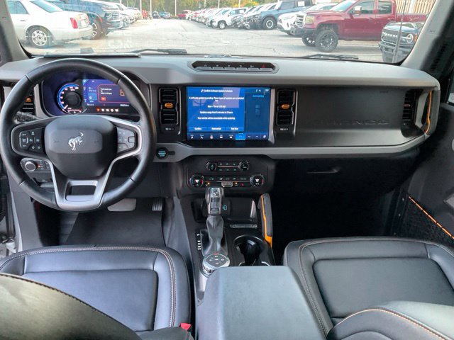 Used 2021 Ford Bronco Badlands AWD/4WD image 4
