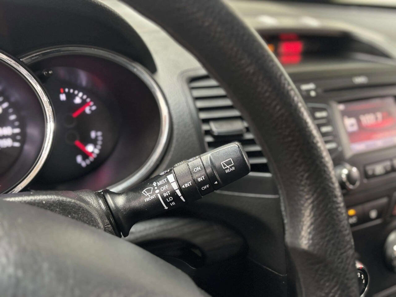 Used 2013 Kia Sorento LX w/ Convenience Pkg image 34