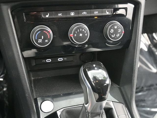 Used 2025 Volkswagen Taos S AWD/4WD image 19