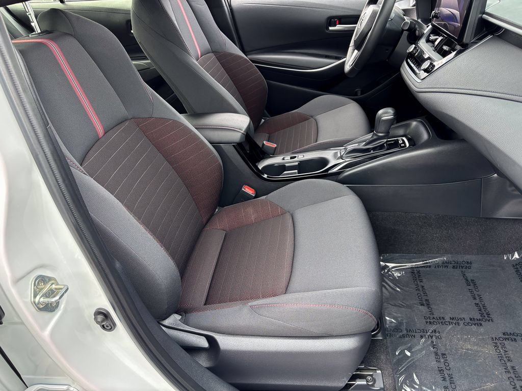 Used 2024 Toyota Corolla SE w/ Convenience Package FWD image 34