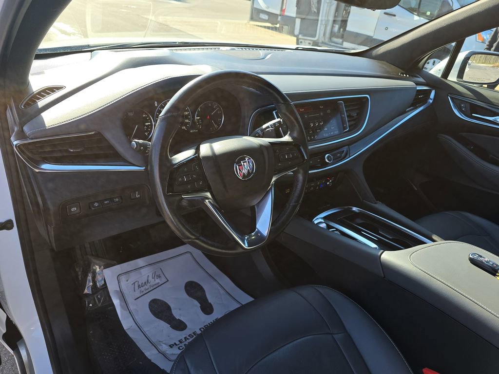 Used 2024 Buick Enclave Premium image 21