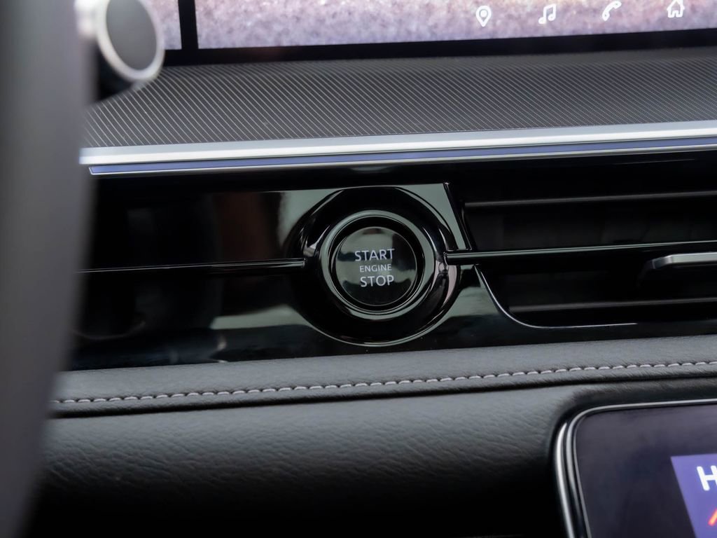 New 2026 INFINITI QX80 Luxe w/ Cargo Package image 19