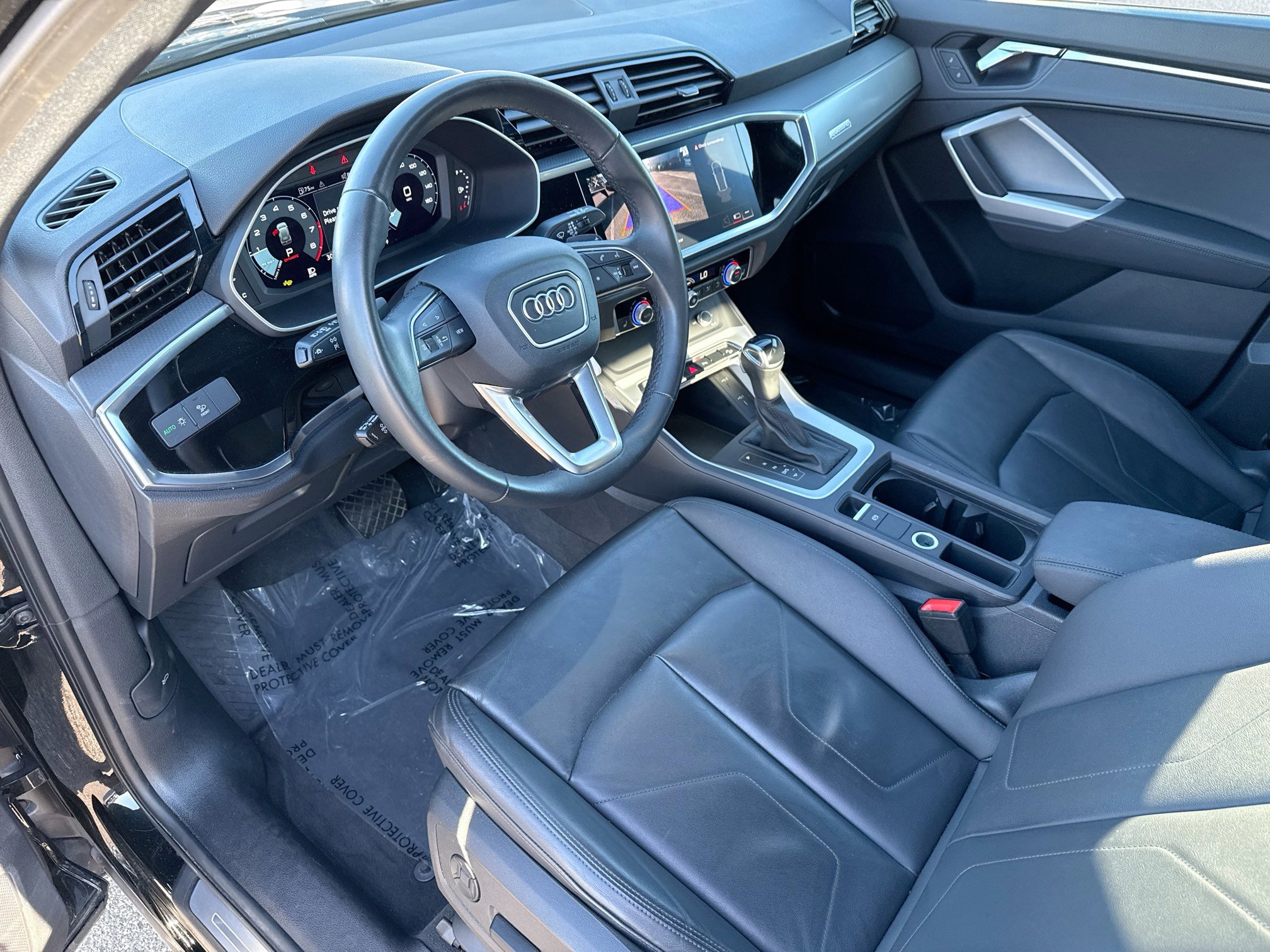 Certified 2025 Audi Q3 2.0T Premium image 25