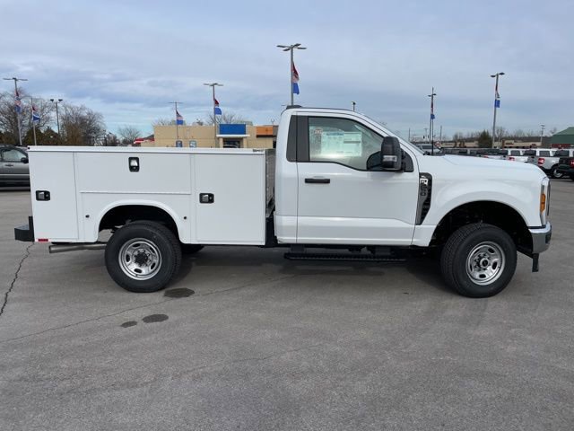 New 2026 Ford F250 XL w/ XL Chrome Package image 14
