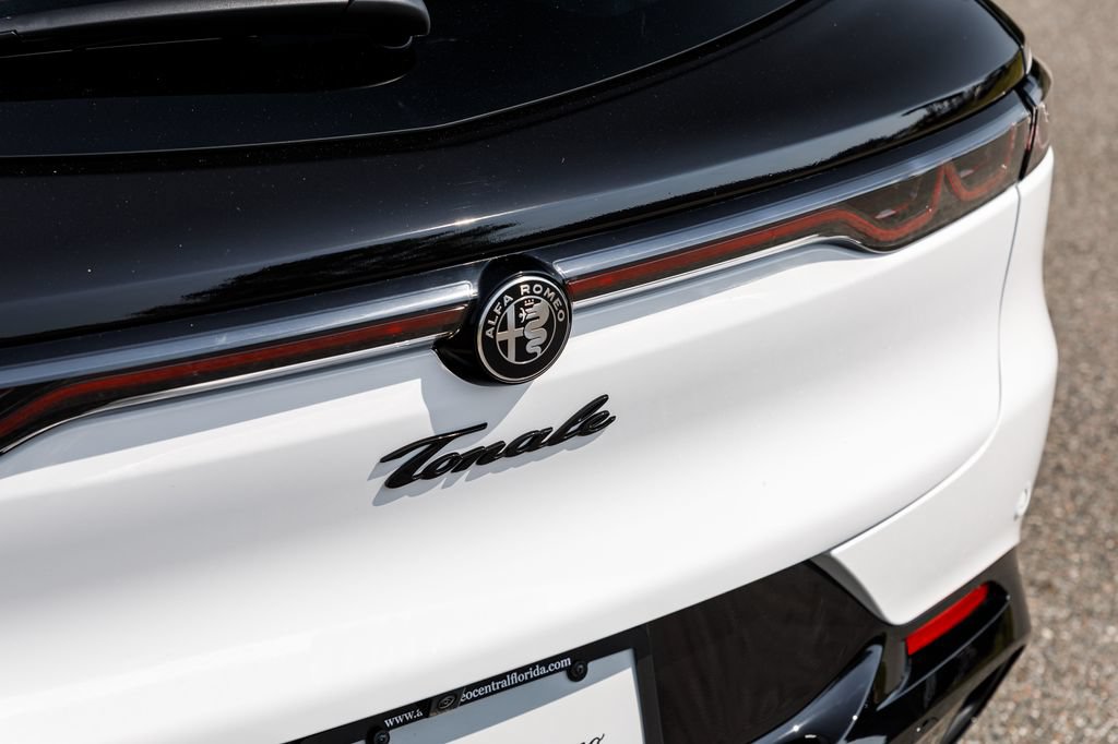 New 2026 Alfa Romeo Tonale w/ Active Assist Package AWD/4WD image 43