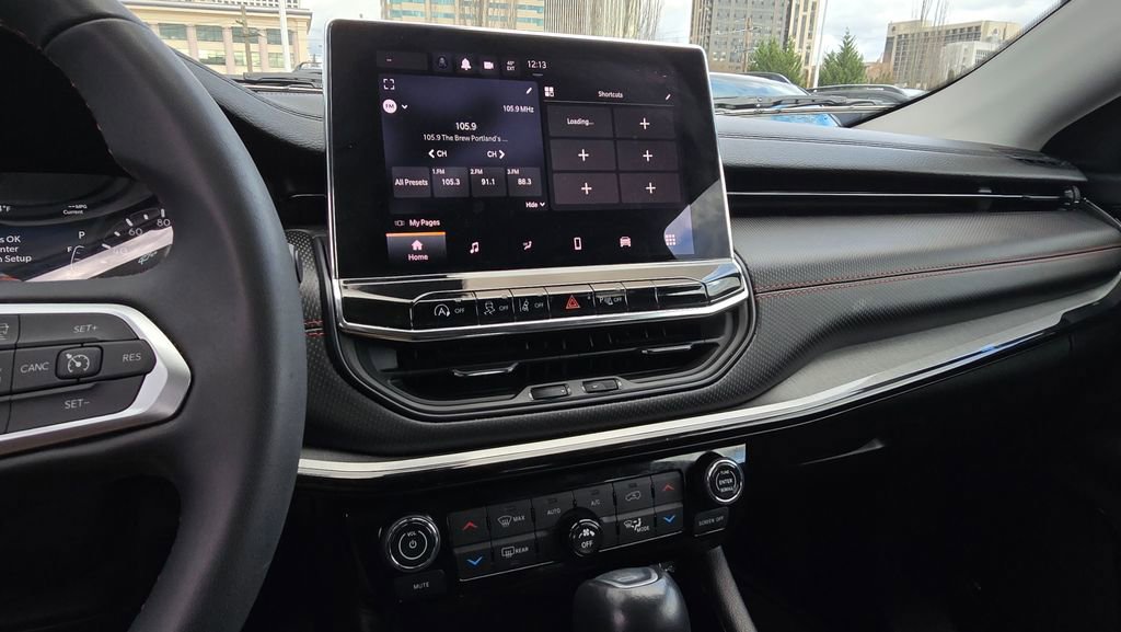 Used 2022 Jeep Compass Trailhawk image 27