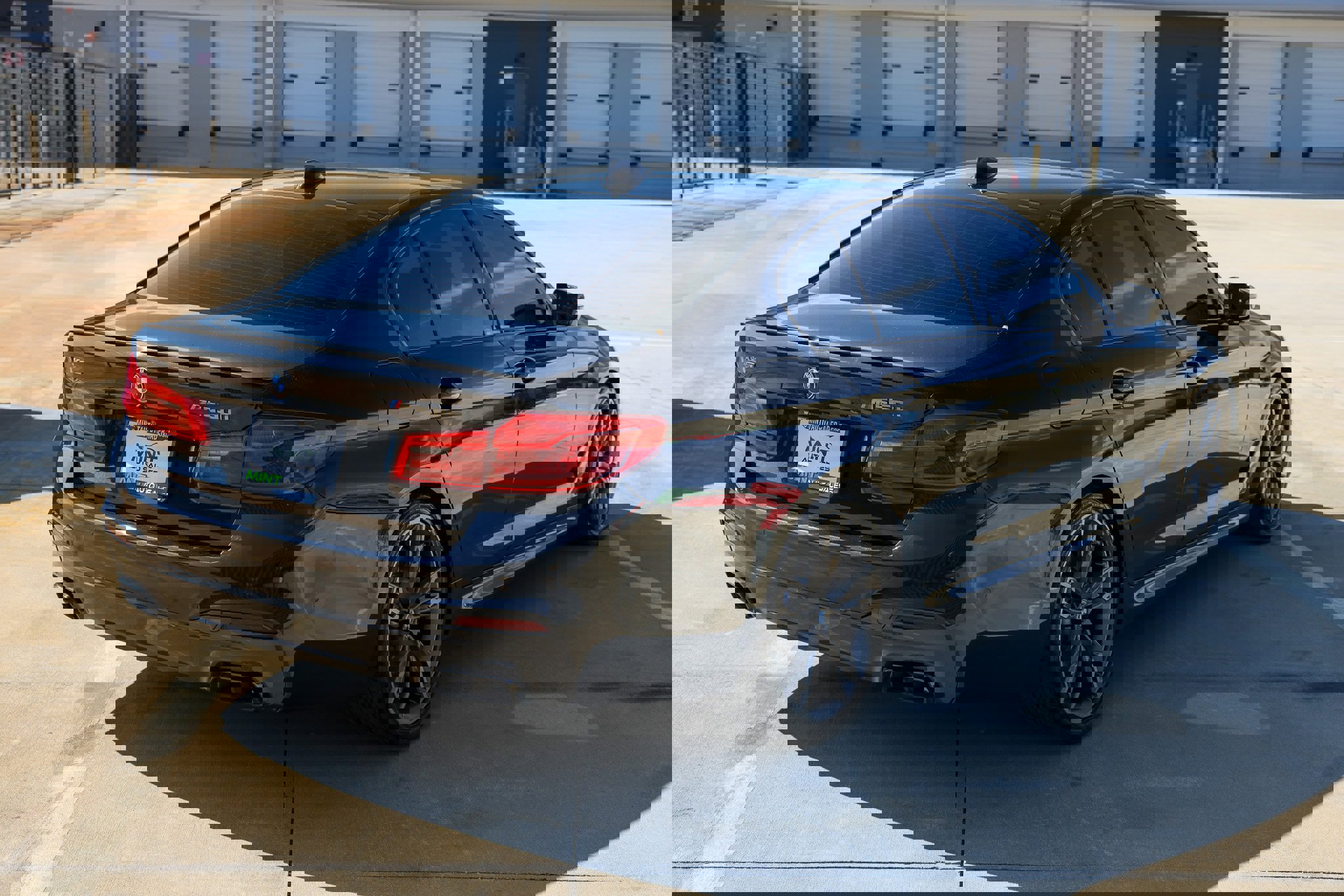 Used 2019 BMW M550i xDrive image 16