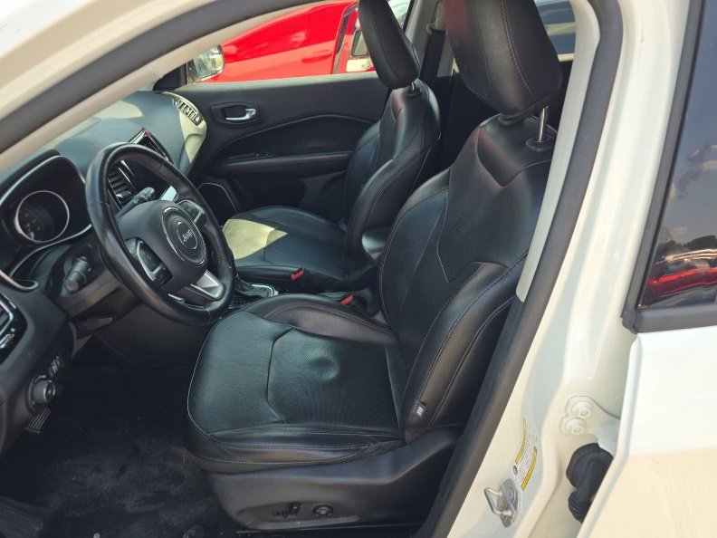 Used 2020 Jeep Compass Limited image 30