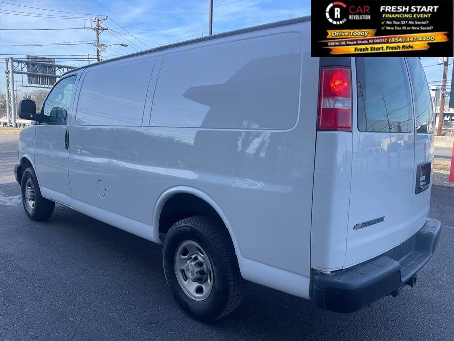 Used 2020 Chevrolet Express 2500 w/ Driver Convenience Package RWD image 5