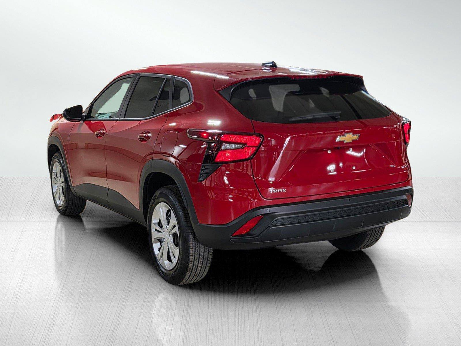 New 2026 Chevrolet Trax LS w/ Driver Confidence Package FWD image 5