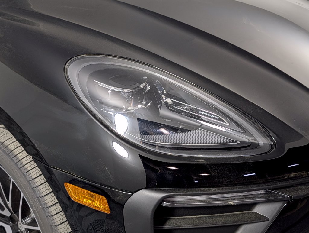New 2026 Porsche Macan AWD/4WD image 15