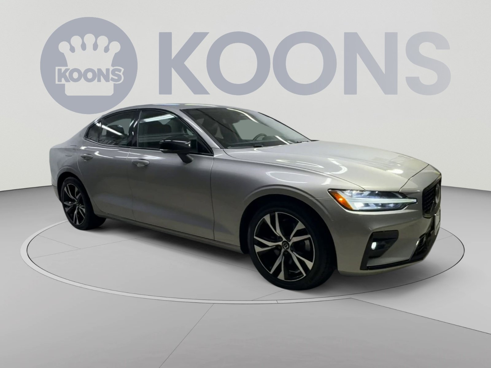 Used 2024 Volvo S60 B5 Core FWD image 2