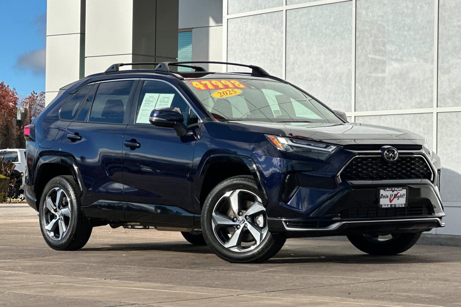 Certified 2025 Toyota RAV4 SE w/ Weather & Moonroof Package video 2