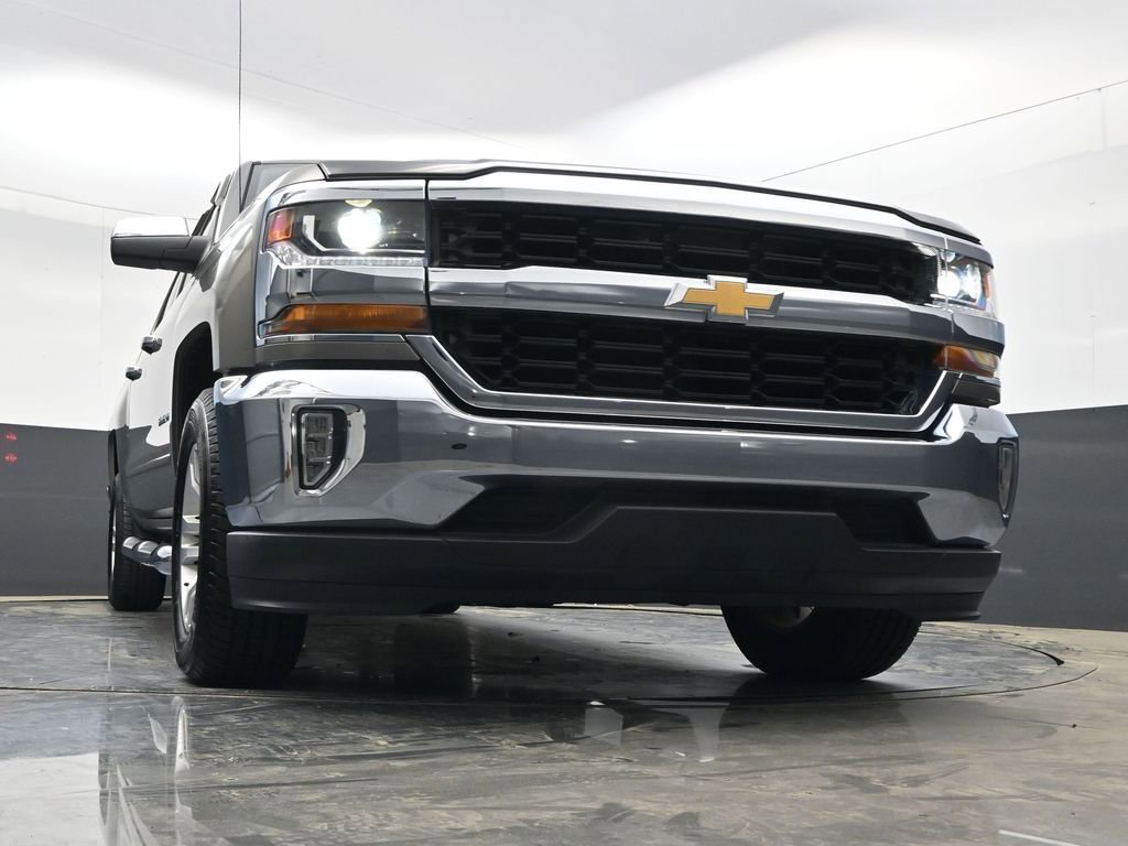 Used 2017 Chevrolet Silverado 1500 LT w/ All Star Edition image 28